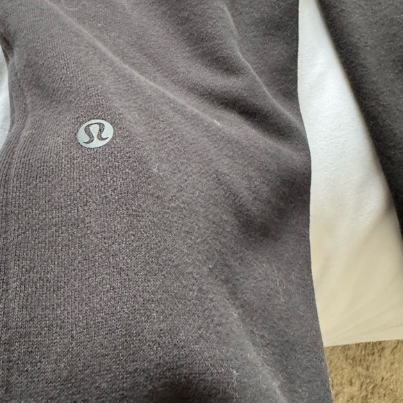 Lululemon Scuba High-Rise Cropped Jogger - Picture 8 of 8
